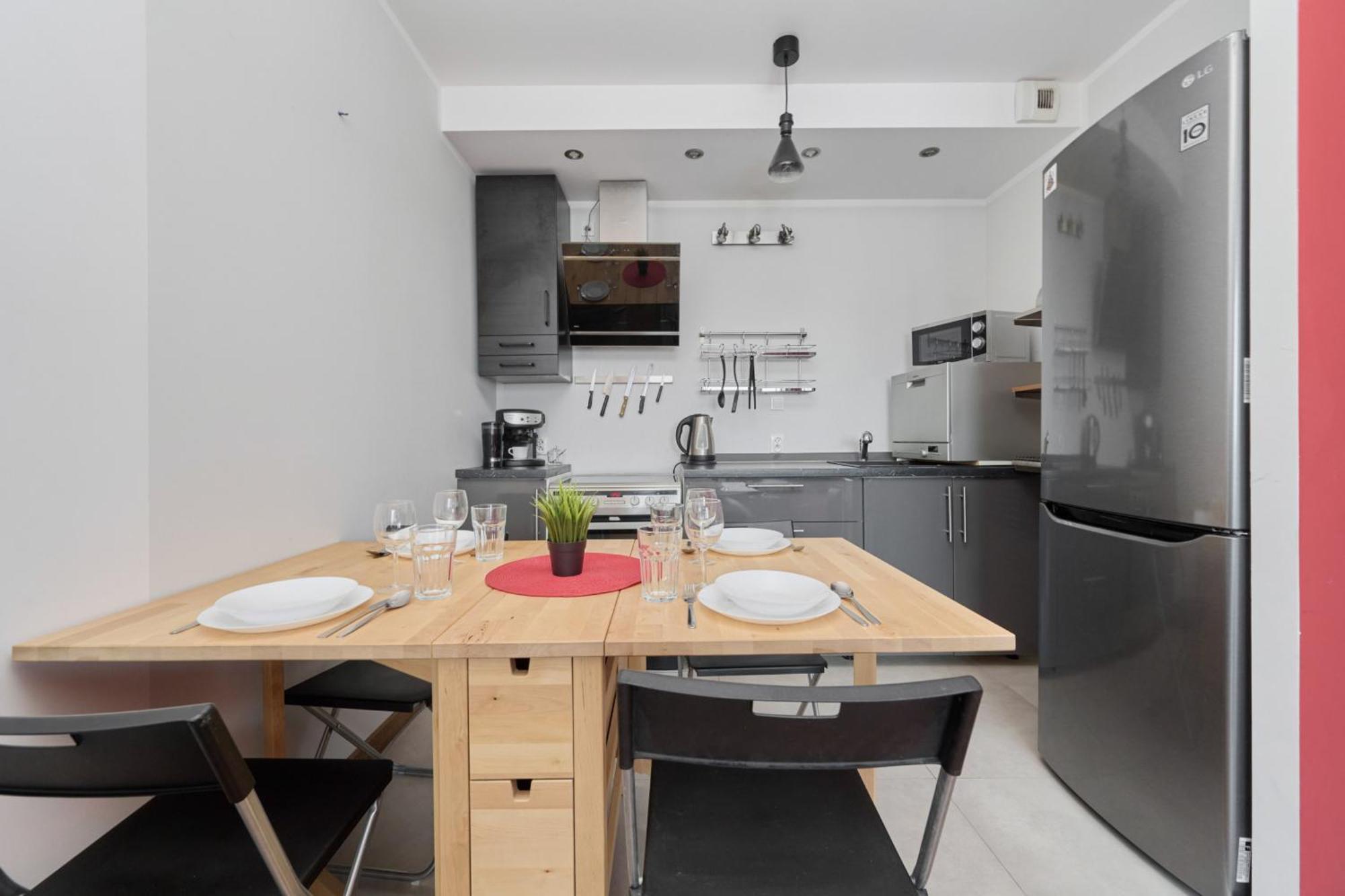Drzewieckiego With Parking By Renters Wroclaw
