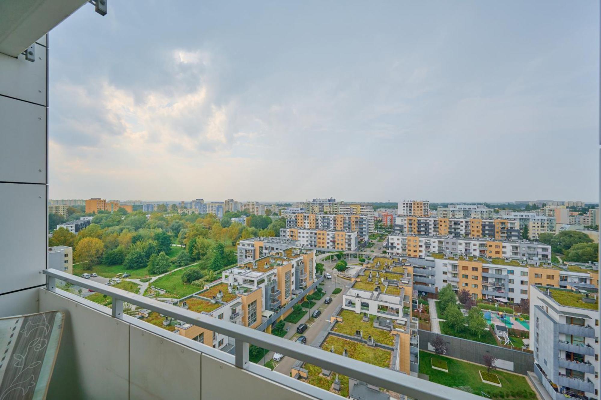 Drzewieckiego With Parking By Renters *